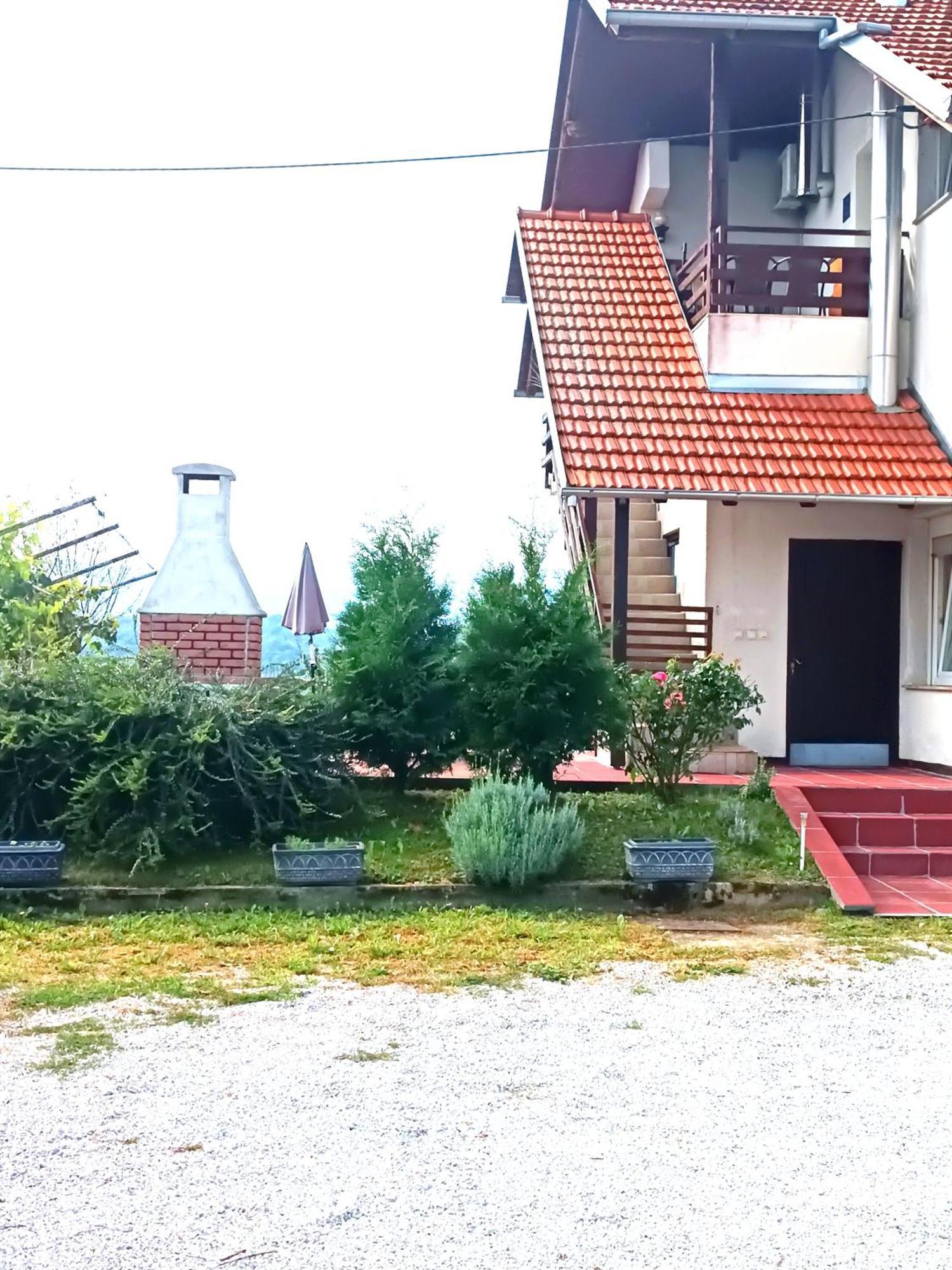 Apartman Petra Забок Екстериор снимка