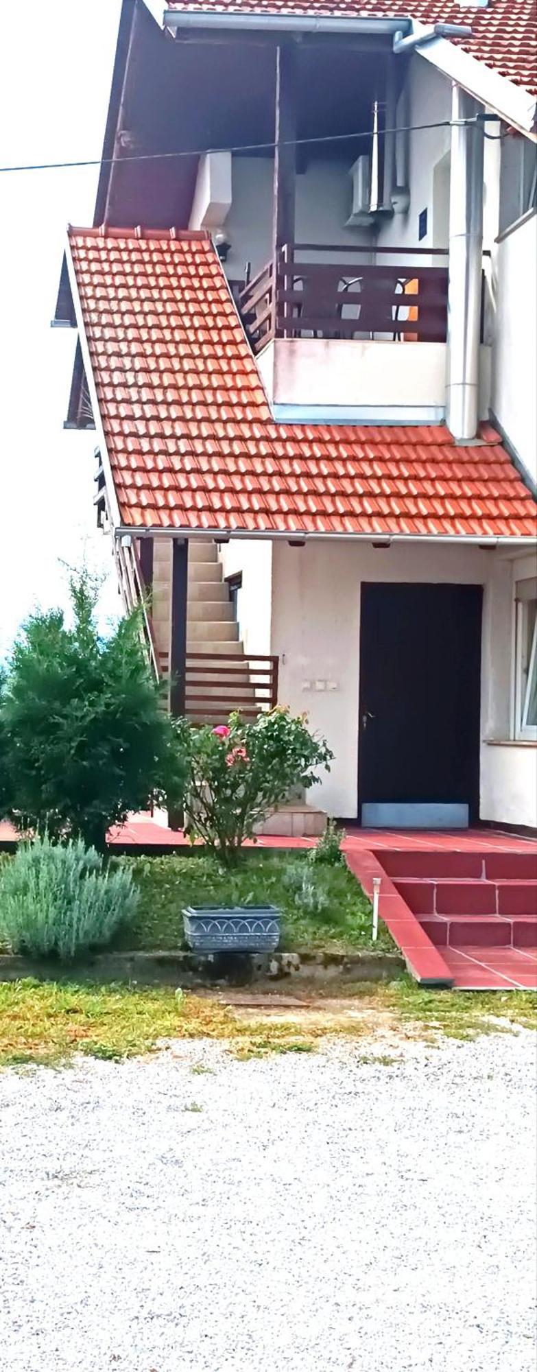 Apartman Petra Забок Екстериор снимка